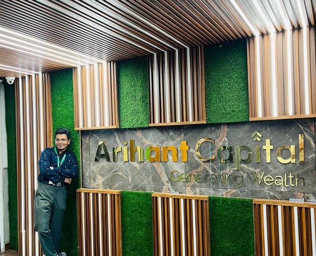 My photo at Arihant Capital Markets Ltd.